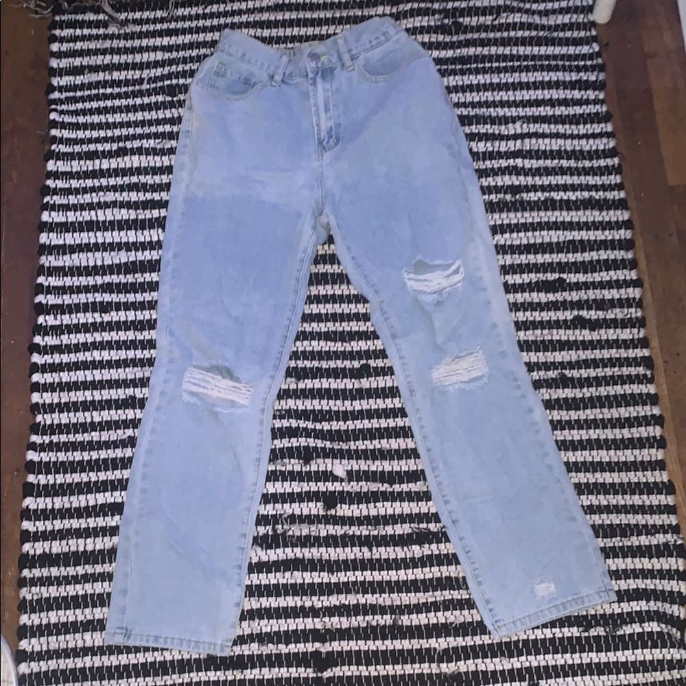 Women’s Light Blue Distressed Jeans